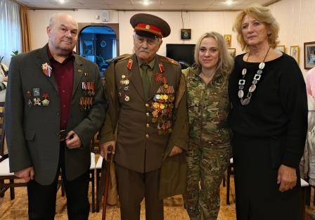 Время героев - Родину беречь