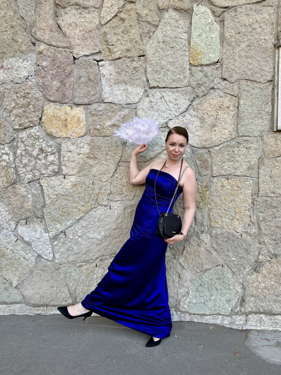 Blondatet Блондинка пьет чай 30