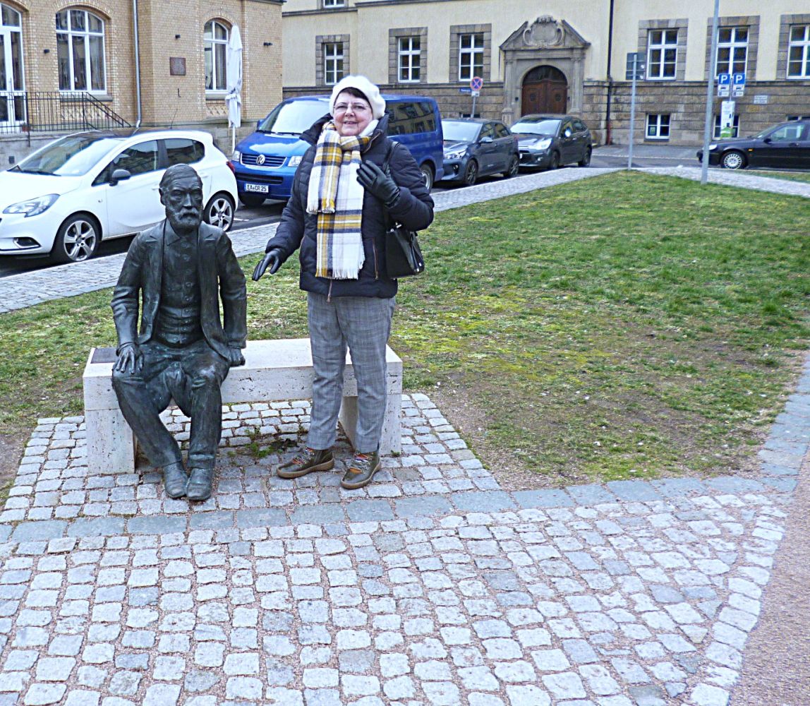 Простыли осени следы