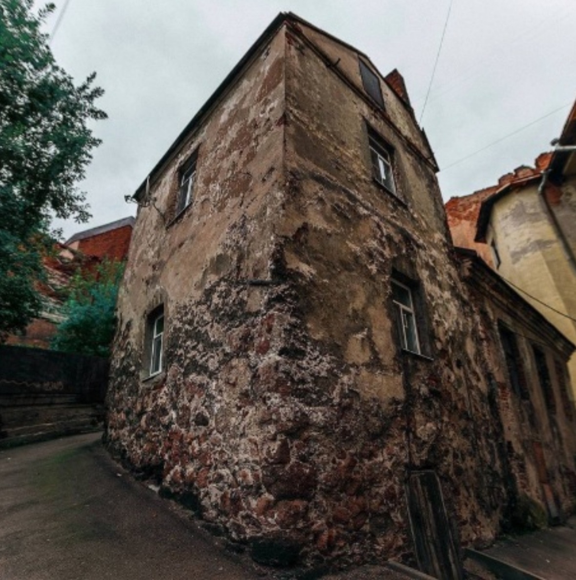 Чужой среди своих...