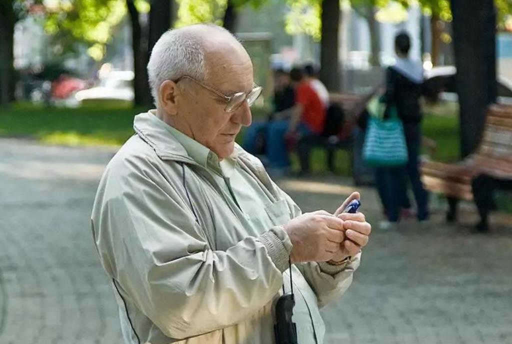 Признаться, мы остались в девяностых