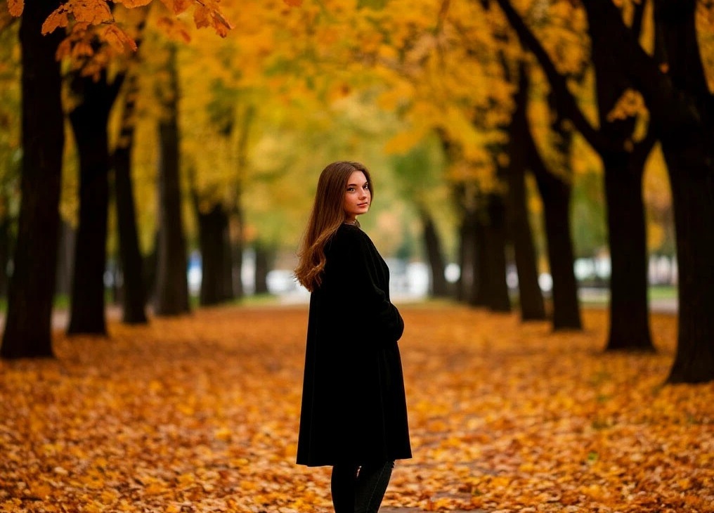 Одна женщина