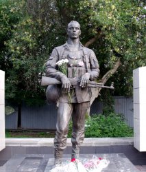 Жизни вы короткие прожили