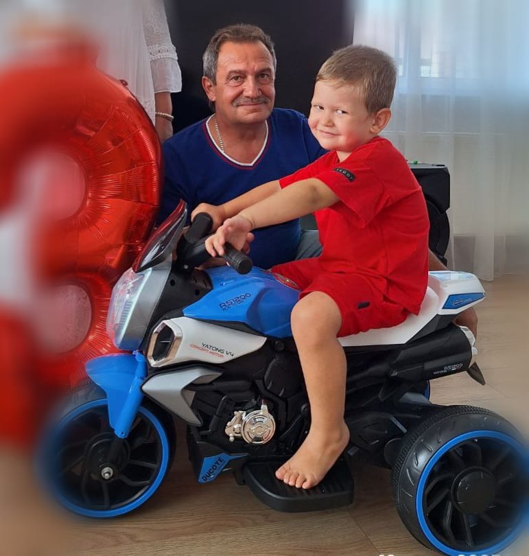 Серёжа и дорога