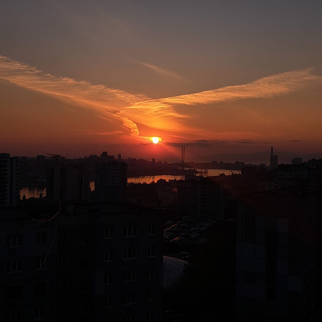 У Ангела есть два крыла