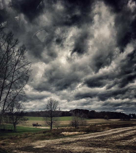 Пространство мир опустошился