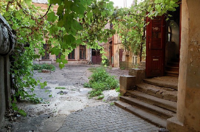 Старый двор