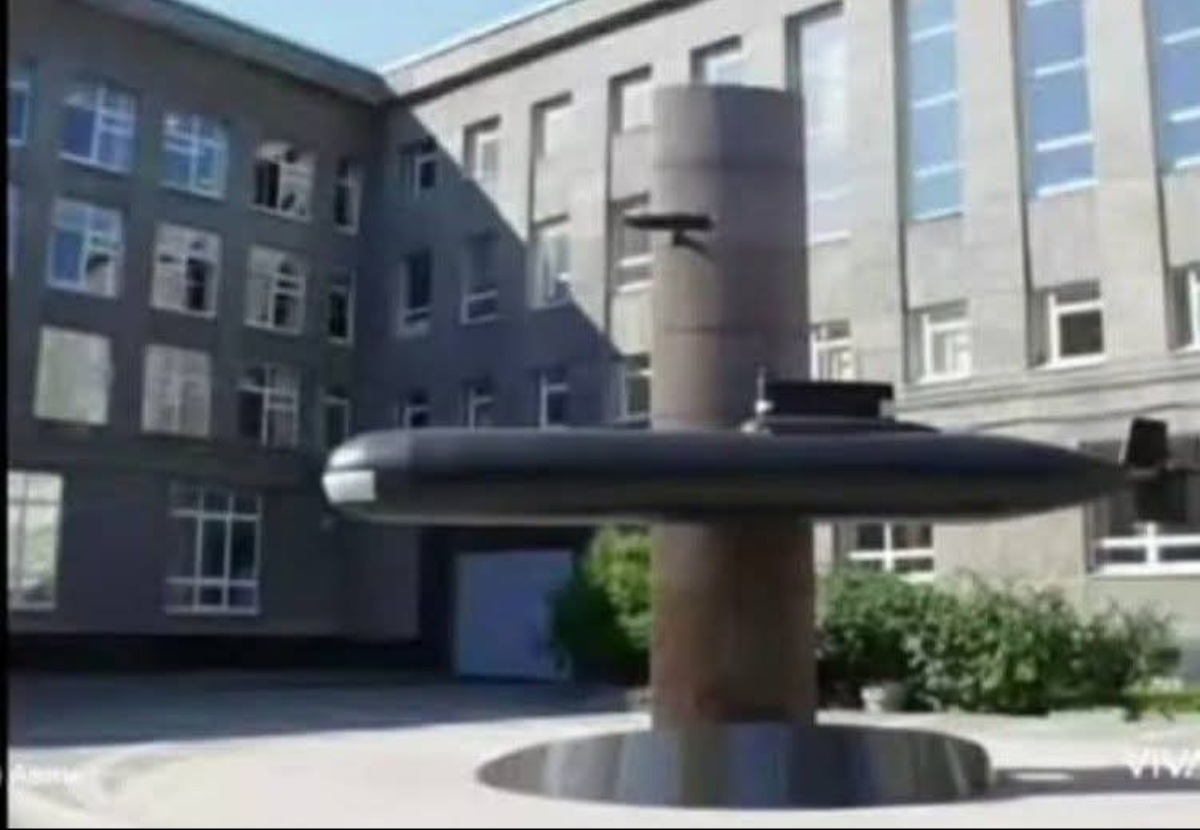 Петербург не сразу строился. Требуется еще. Итого