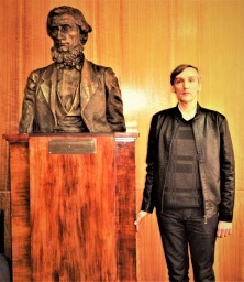 Bыслал из Австралии 3 книги авторa Г. Ларинa 2025