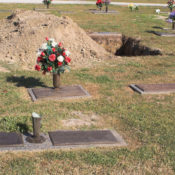 Кому должен - всех прощаю и согласен на медаль