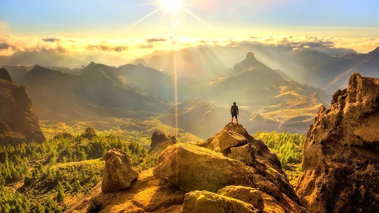 Я вглядываюсь в горизонты мира