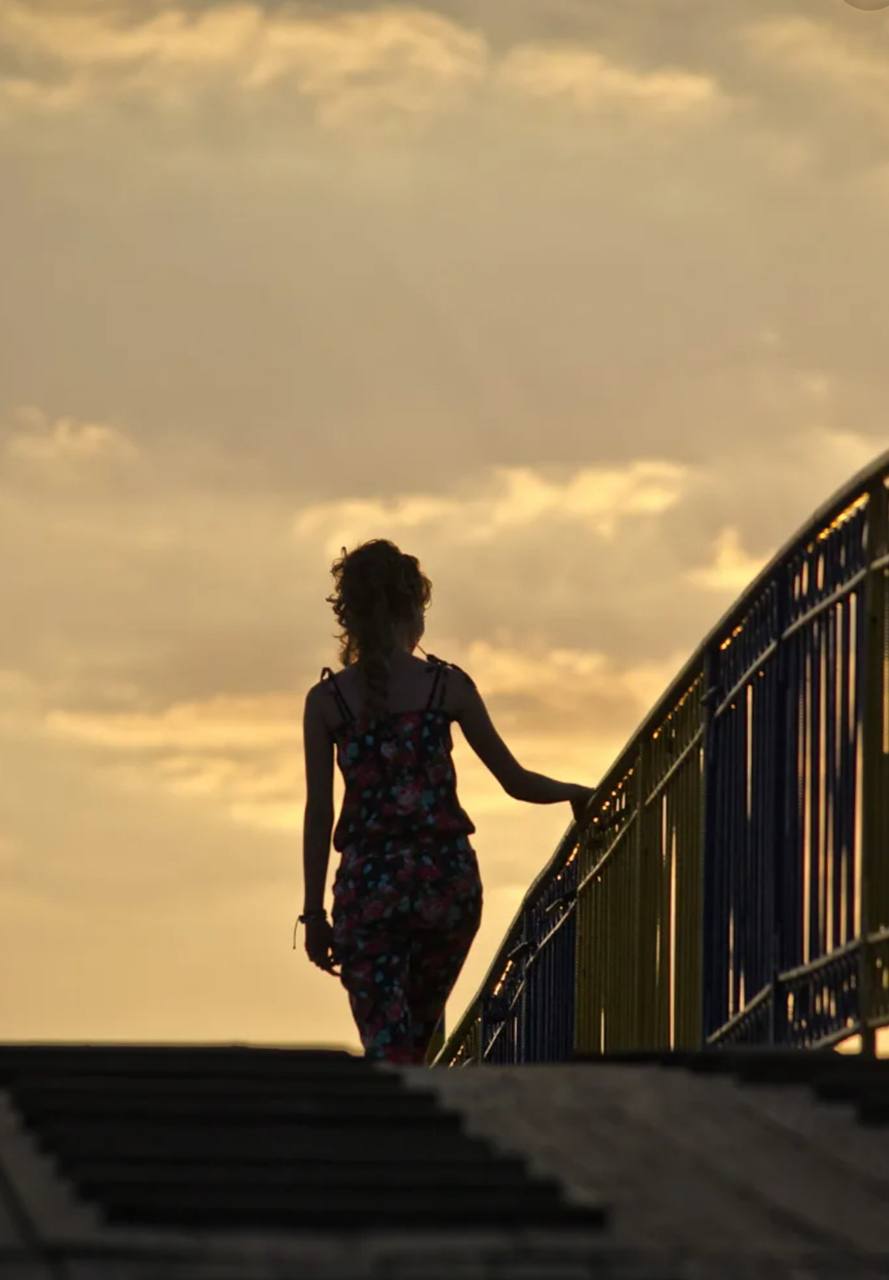 Любви все возрасты покорны...