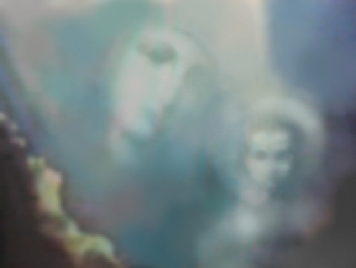 В Небесах, над церквами склонённых...