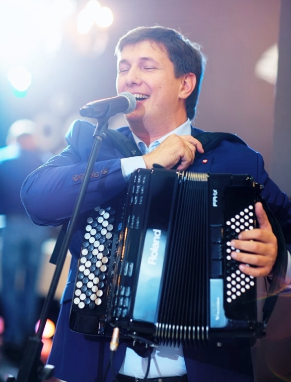 Я с баяном, другом верным