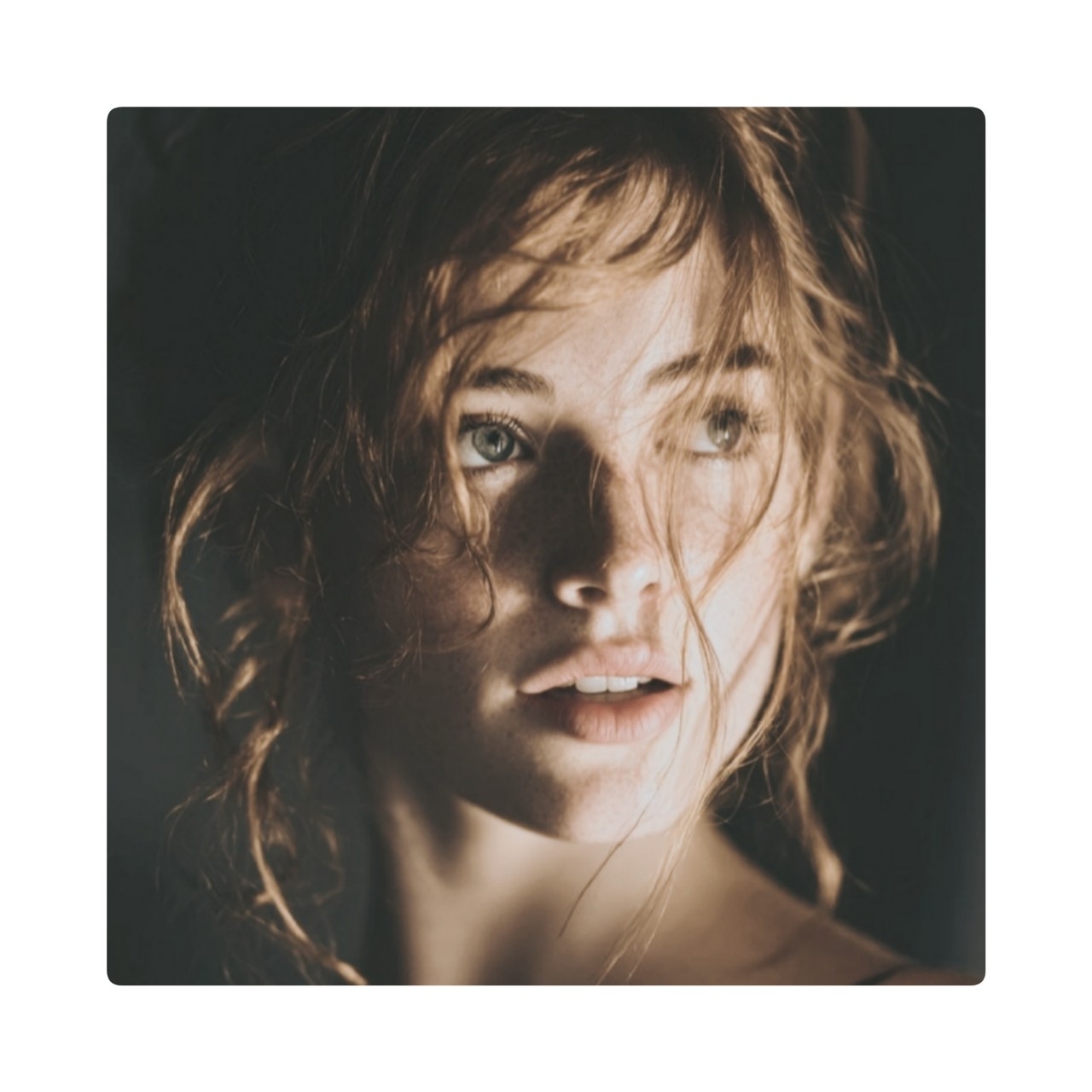 А ей надежда...