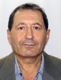 Как мы уютно сели у фотообъектива!