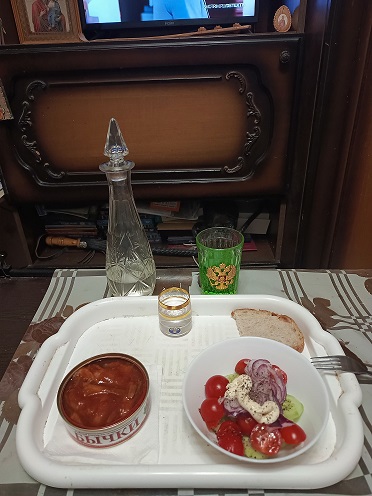 Аперитивчик - бычки в томате 6