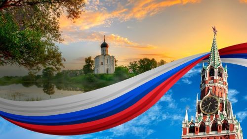 Думы о России