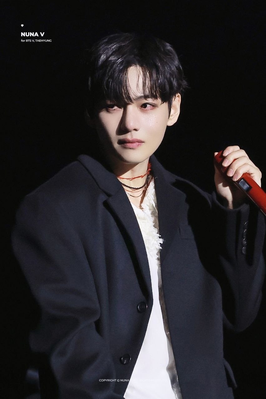 Я молчу, потому что бессильна