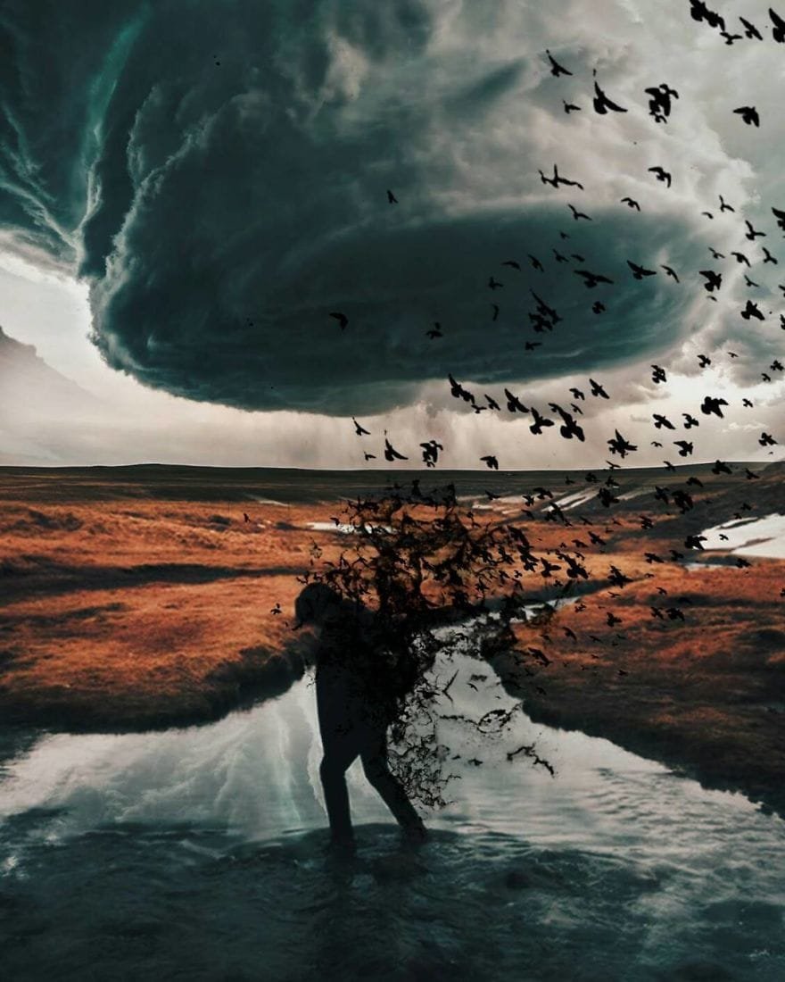 Прах к праху, тлен и суета...