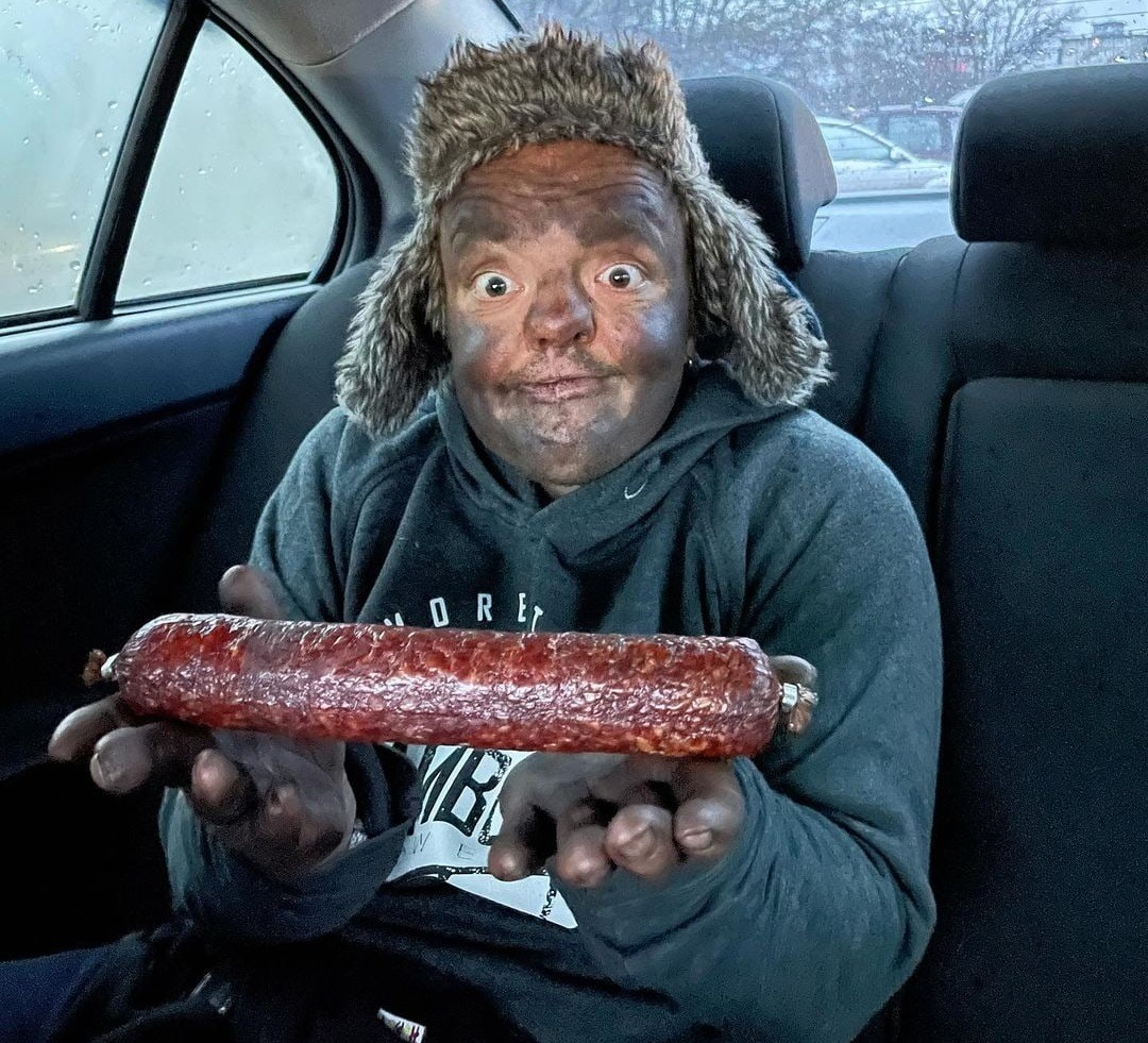 Нам нужен бренд -Копыта и рога?!. Да! - как собаке