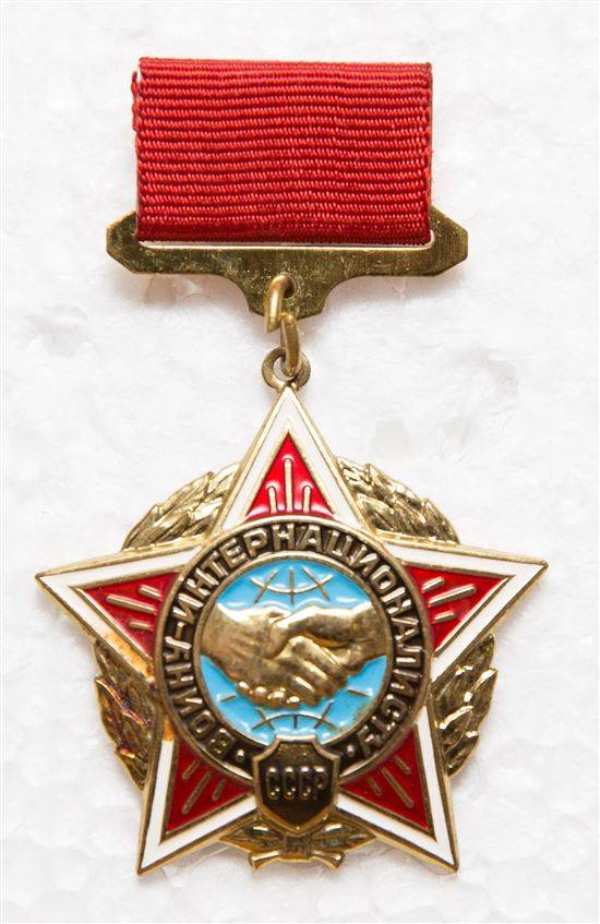 двое встреча в ресторане