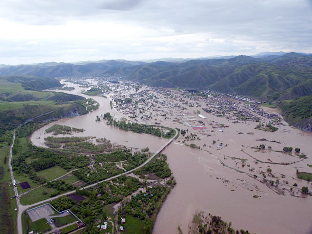 Давай, Чарыш, с тобой поговорим...