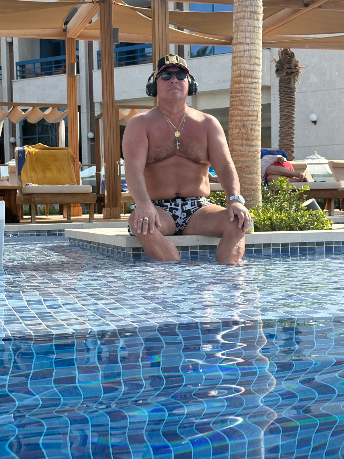 Понедельник, день тяжелый