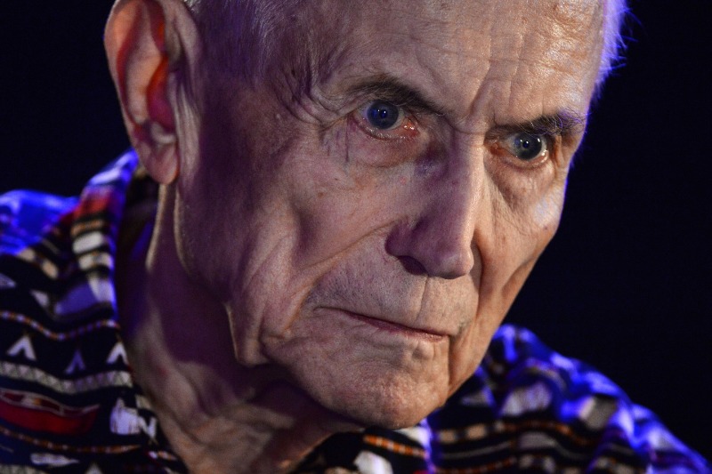 Поэт в России Словом одержим