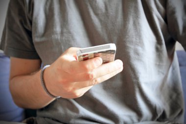 Позвонишь, не отвечу,