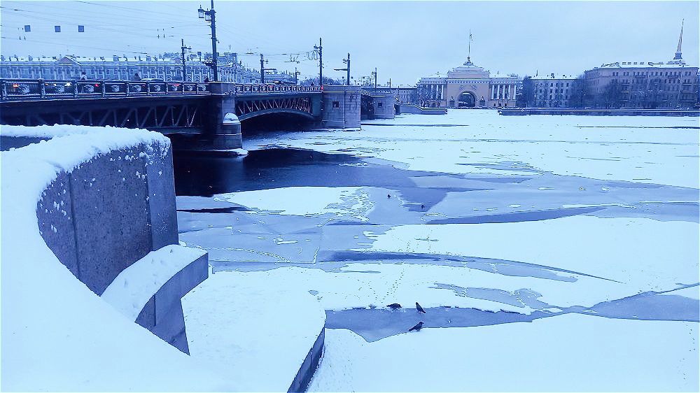 Белым-бело...