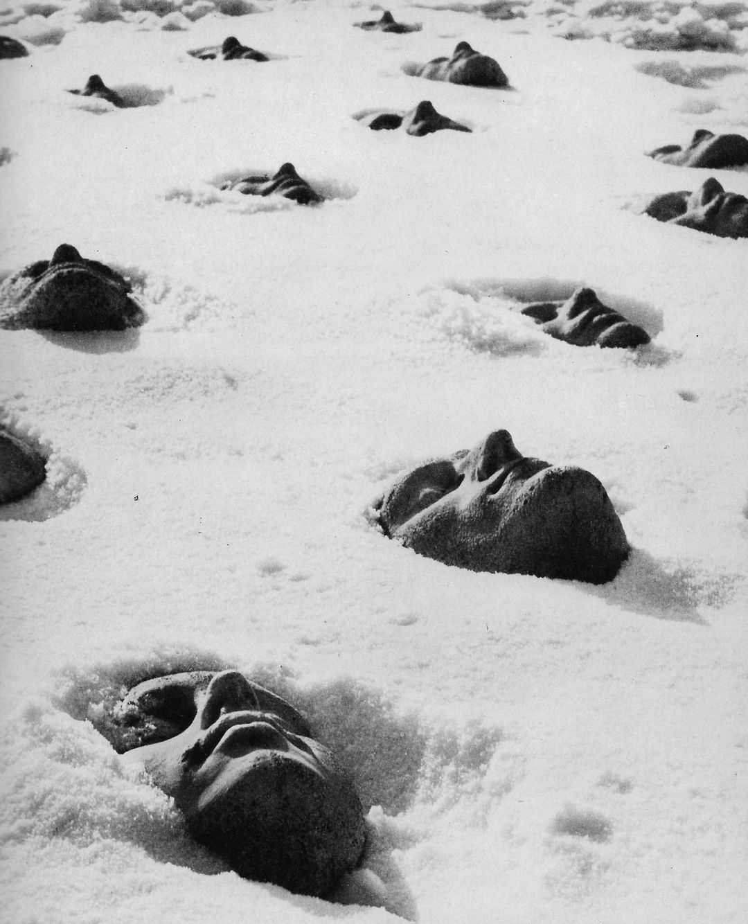 никому не интересно