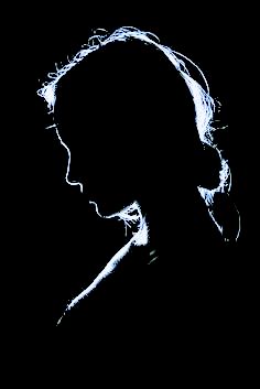 Вечер наступает... на осколки солнечного дня!