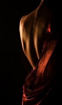 В моих желаньях лишь она