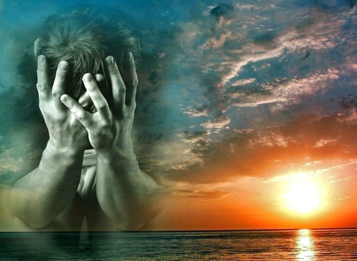 Горит и плачет в пламени душа...