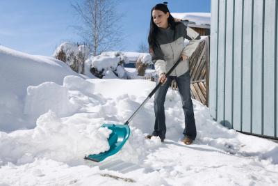 Я надену валенки и топ, топ, топ!