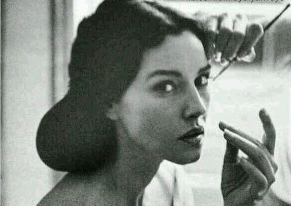 Ах, я ревную, я опять ревную,